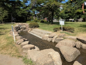 敷島公園の川