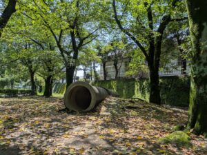 三ツ寺公園のちびっこ広場の遊具